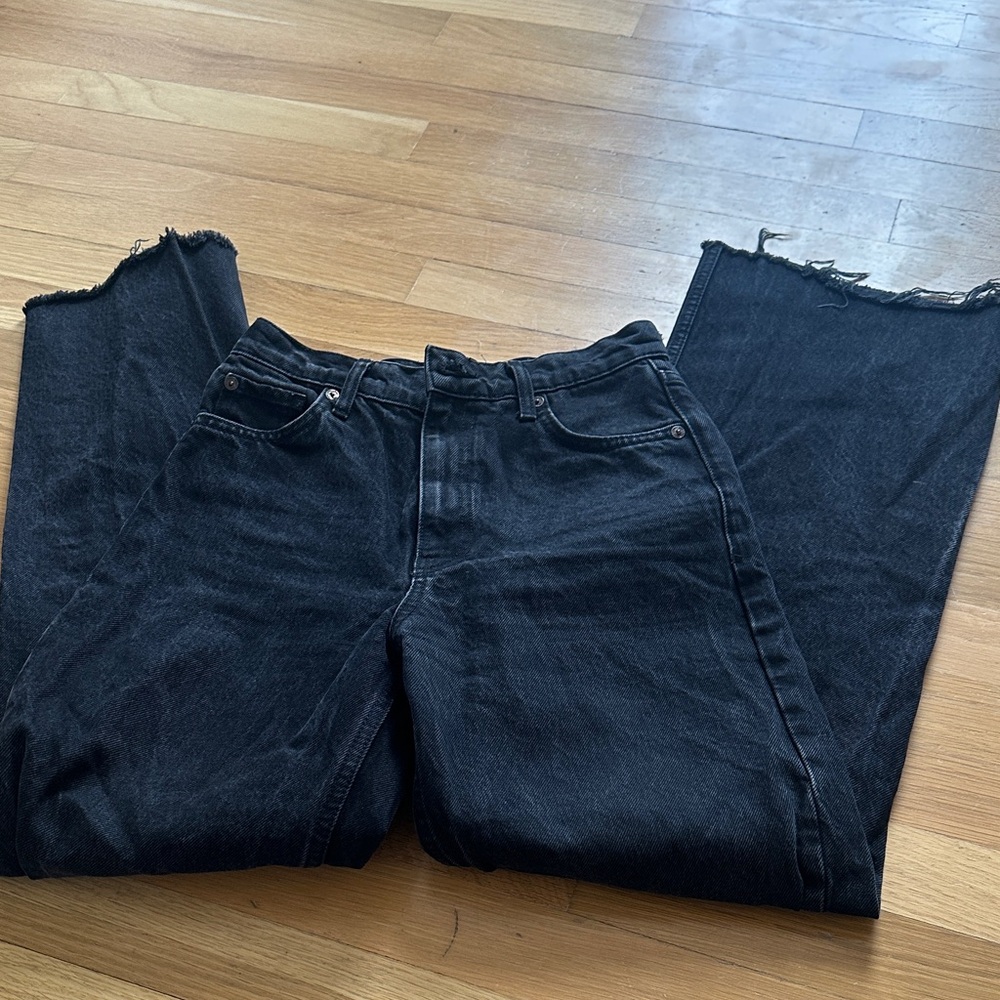 ZARA  Black Distressed Jeans